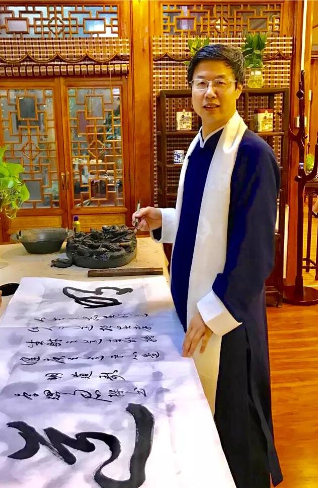 和谐中国网总编李耀君为中华丝绸之路第一关·巴蜀雄关题写墨宝