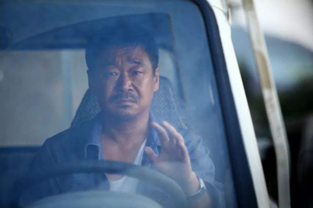 从中专毕业到三冠“影帝”，47岁的他大器晚成，首演网剧好评不断