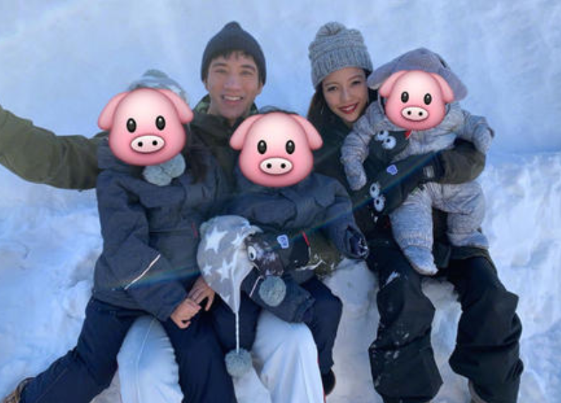 王力宏太太才34岁就生下3个孩子，还都坚持母乳喂养，母爱真伟大