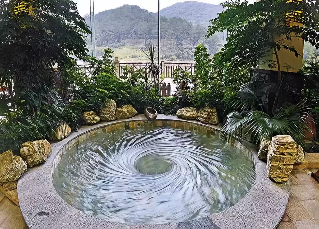 精心打造独有中国特色的禅堂天然氡温泉酒店