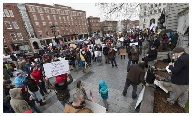 为什么应该支持美国人为自由而战！