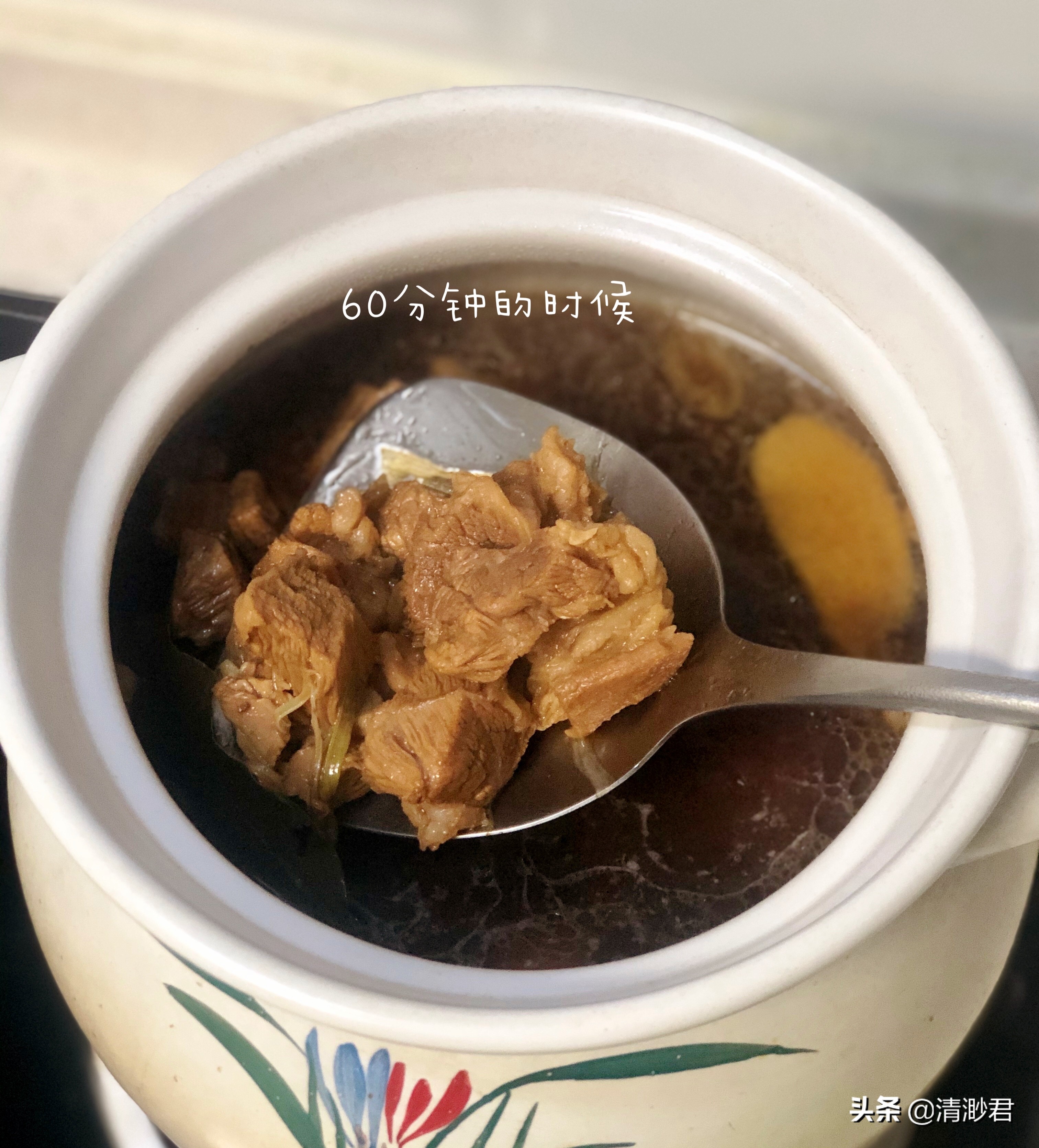 炖牛肉有诀窍，老师傅说“多加1物4窍门”，牛肉软烂入味不塞牙