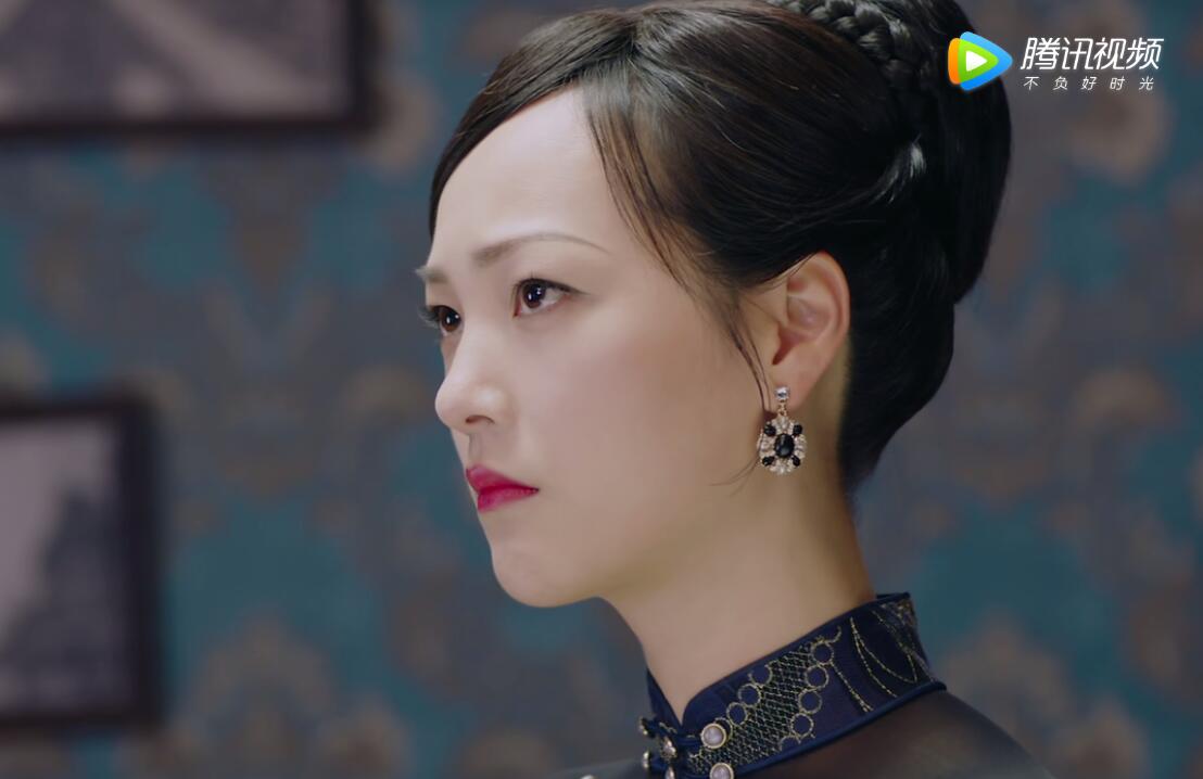 谍战剧《秋蝉》首播获赞，任嘉伦新造型帅呆，