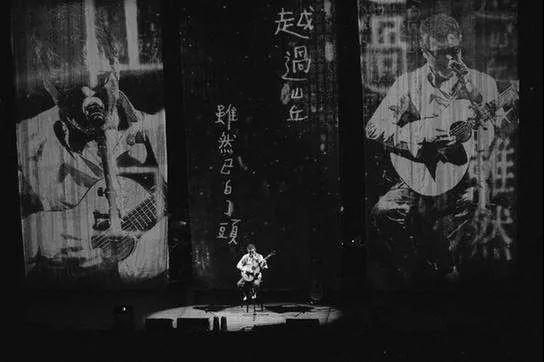 粉丝没有预料到周杰伦会如此“耿直”，开直播