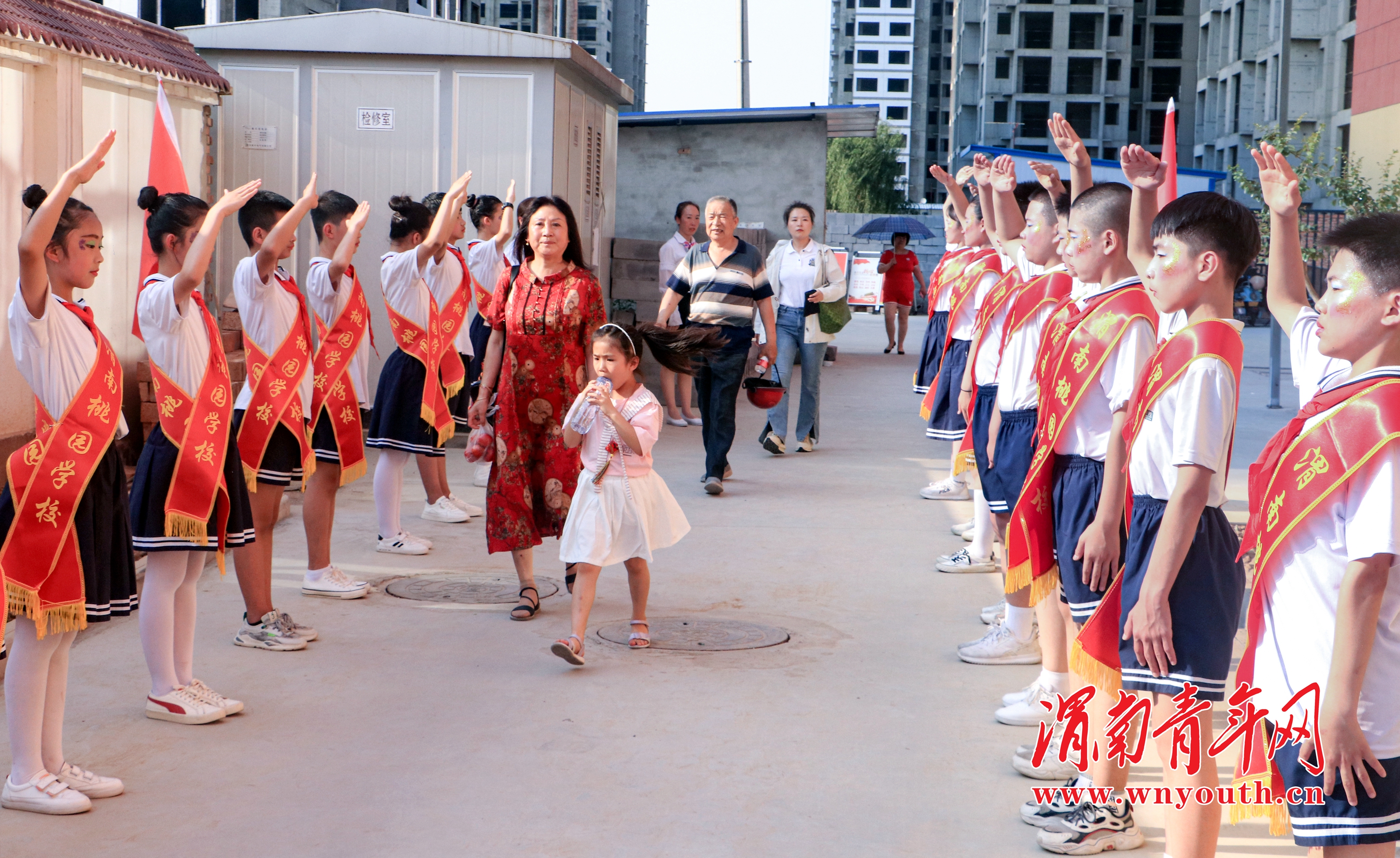 渭南桃园学校怎么样?举办大型文艺汇演(图3)