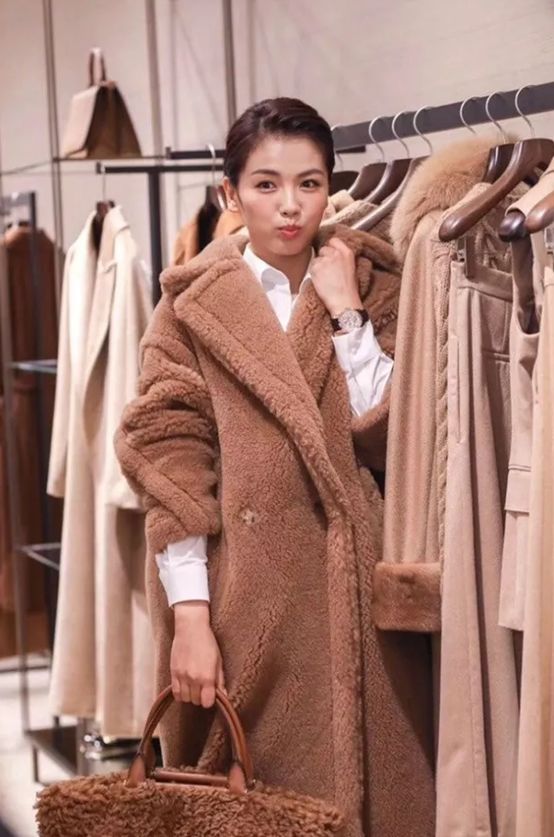 爆火的輕奢意大利品牌maxmara，她憑什么能獨占鰲頭？