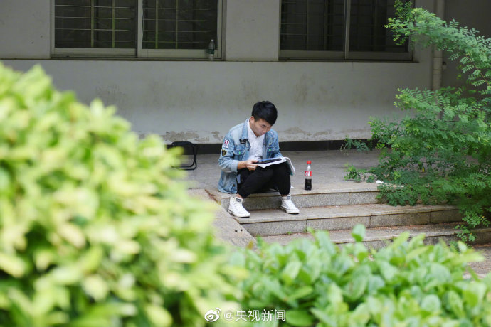 考研人的一天：人生没有白熬的夜，每一秒都算数
