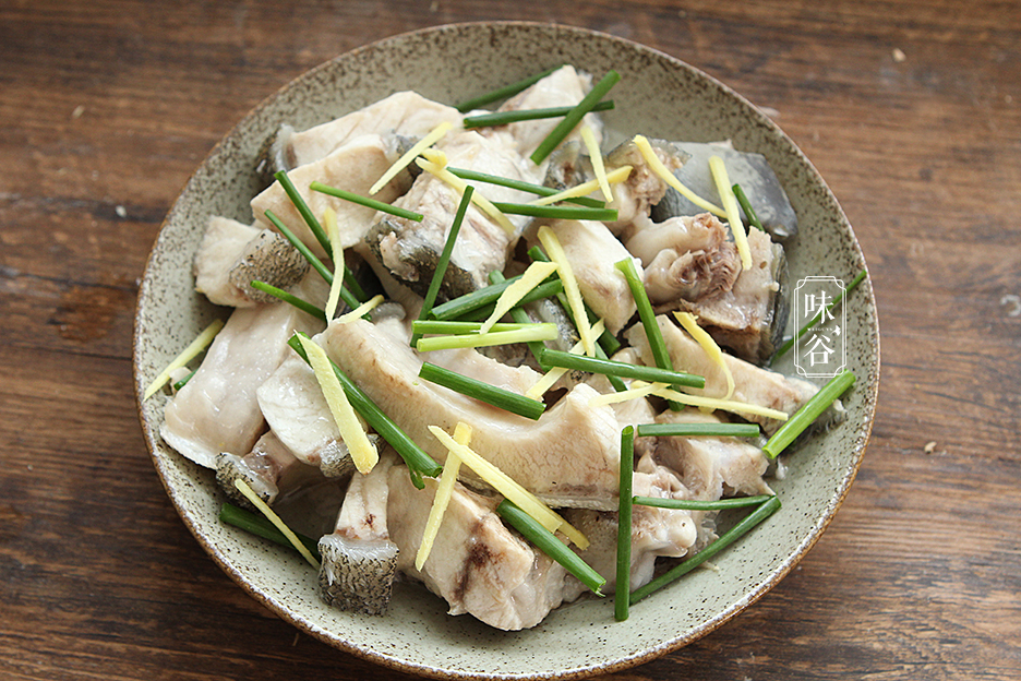 高考將至，這魚再貴也要給孩子吃，肉多刺少營養高，孩子更聰明