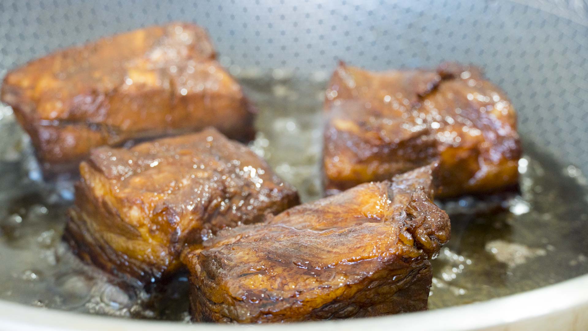 梅菜扣肉這麼做才能肥而不膩，軟爛醇香，原來訣竅這麼簡單，收藏