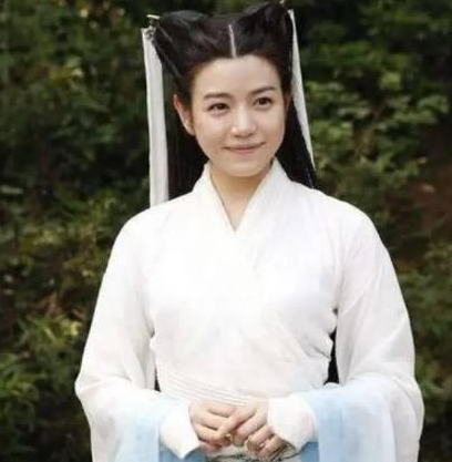 明明颜值不够，却偏要演美人的女明星，看到最后：笑出了猪叫