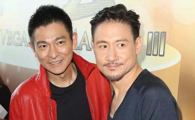 九十年代初香港乐坛神仙打架，歌神张学友和刘