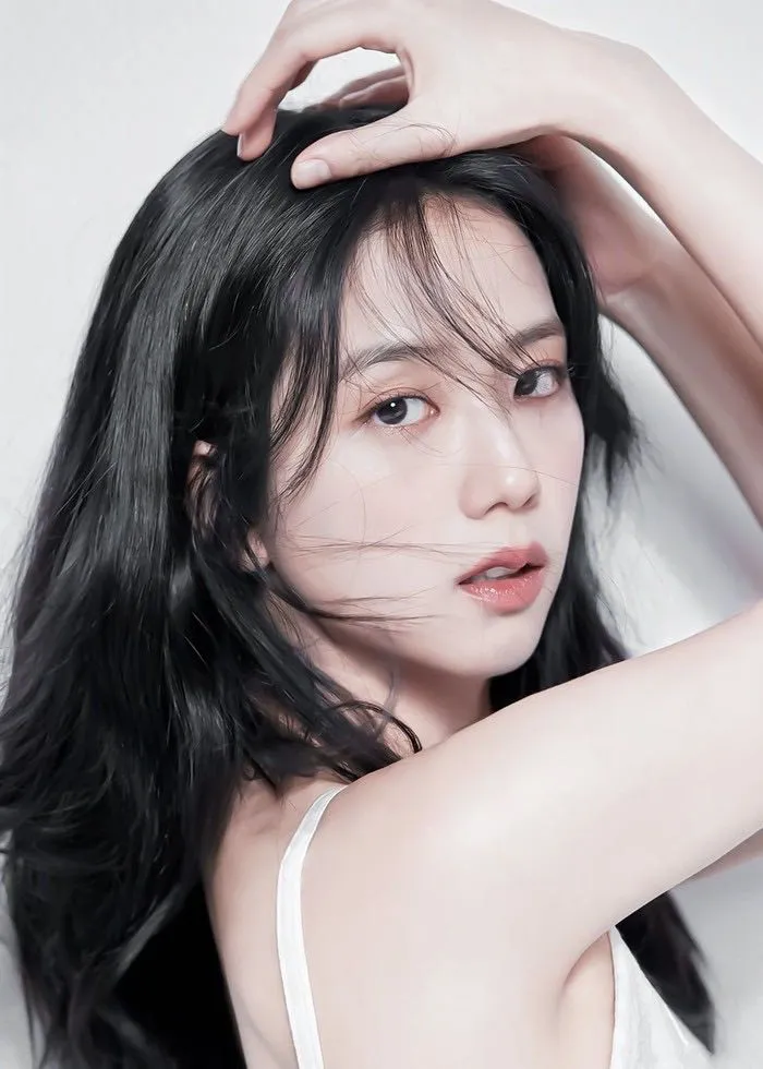 JYP新女团成员预测;女爱豆作为演员活动时,谁的简历照更胜一筹?