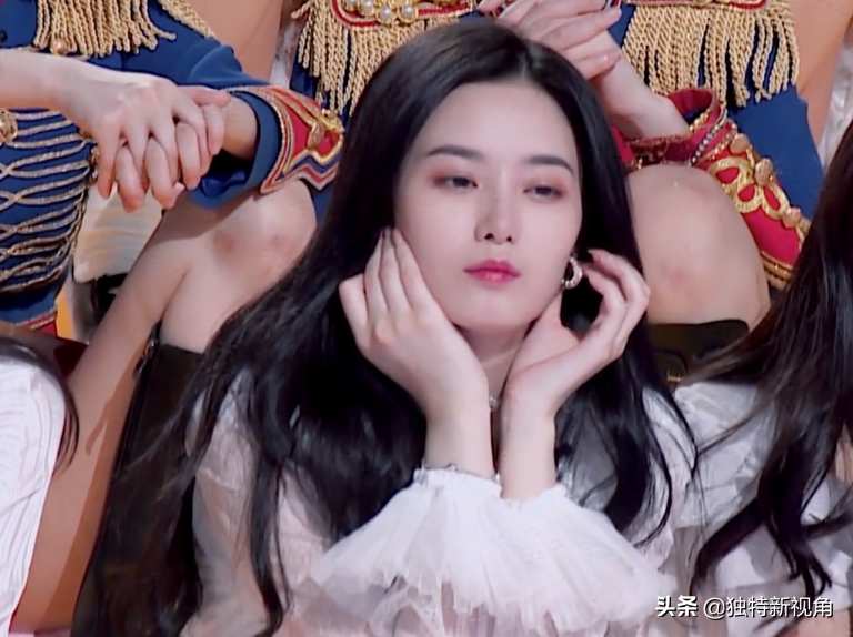 黄子韬在节目里避嫌，私下却一直为徐艺洋宣传，这是夹带私货？