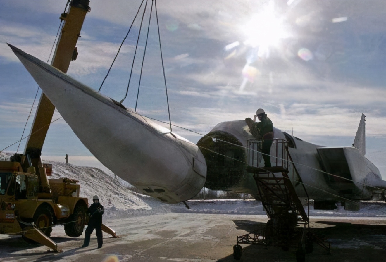哈萨克斯坦：苏联解体后第三个拥核大国，为何
