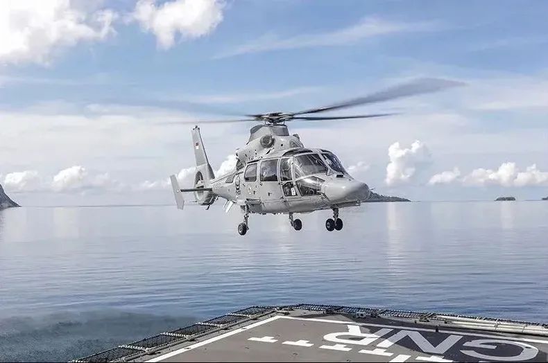 印尼在南海打造不沉航母：正部署陆海空3军兵力，潜艇已进驻