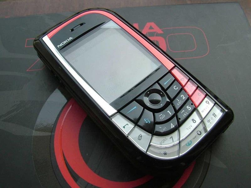 新一代Nokia7610概念机：1.08亿摄像镜头 骁龙875，以前遗传基因都保存了