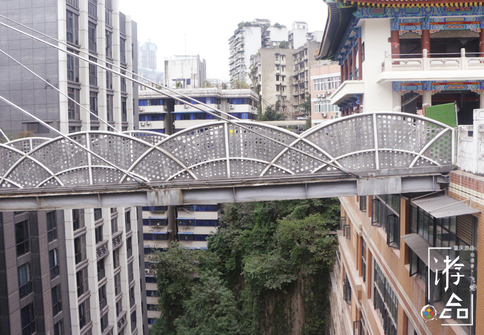 重庆成为网红城市，与地形紧密相关，但对于“魔幻”，都理解错了