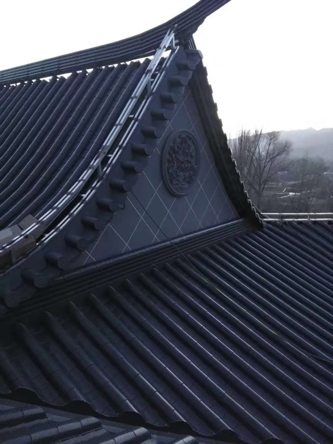 仿古铝瓦在建筑材料行业整体呈现出高速发展的态势