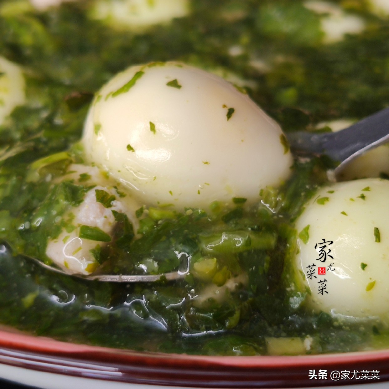 蔬菜中的补钙冠军，夏天常给孩子吃这菜护眼又长个，比喝牛奶强