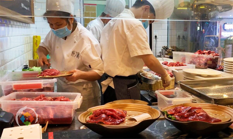 重庆最成功的美食店：全国品牌超过40个，如今向海底捞发起挑战
