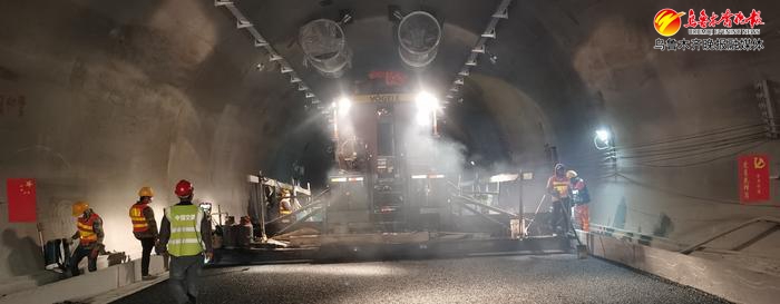 东天山隧道预计9月底可实现左右洞全幅贯通