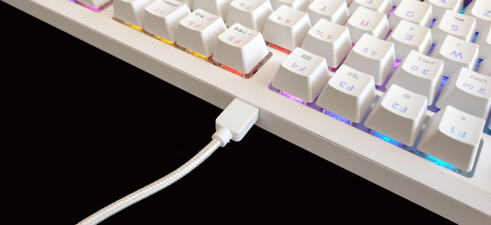 黑夜里的极致 热插拔红轴 黑爵K870T蓝牙双模机械键盘