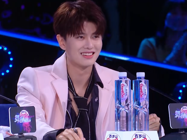 《舞者》佟丽娅直呼选手像易烊千玺，两家粉丝