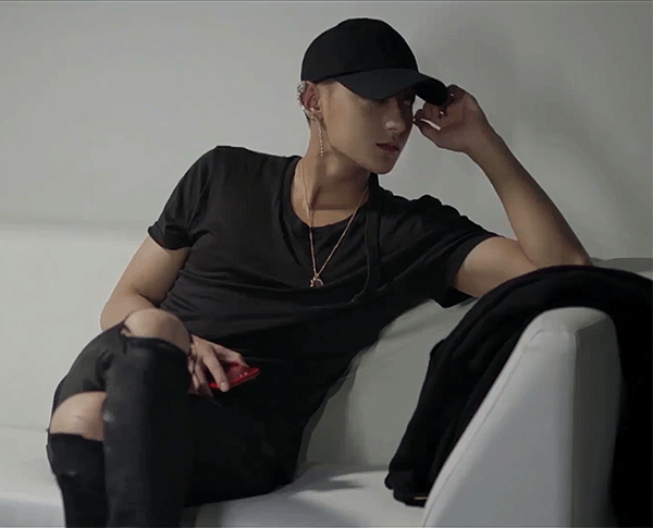 黄子韬真是个神奇的男明星，每次上节目都要给