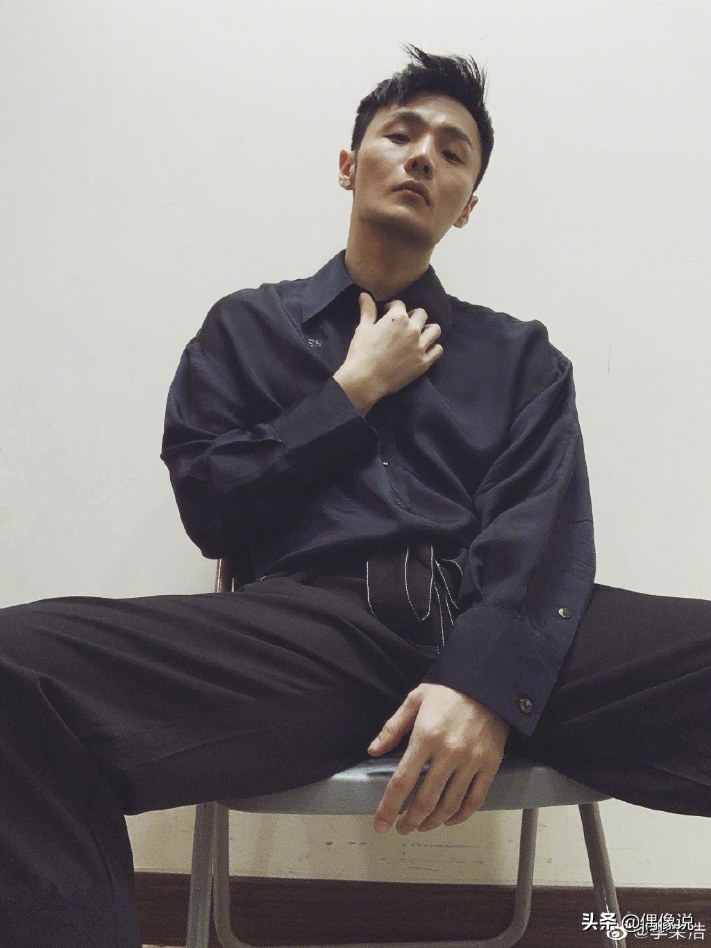 谢娜被曝二胎产女后首晒美照，自称“喜神”为