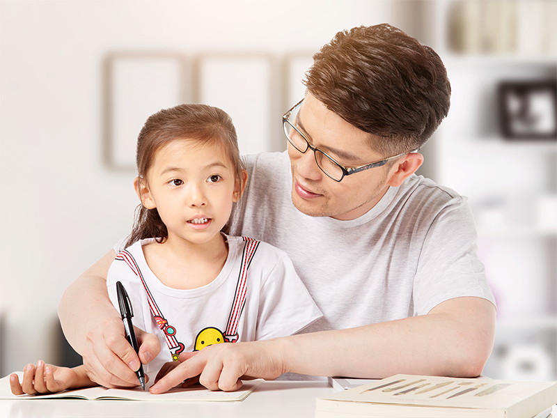 想让孩子优秀，你会让孩子每天坚持背古诗、早读、阅读、练字吗？