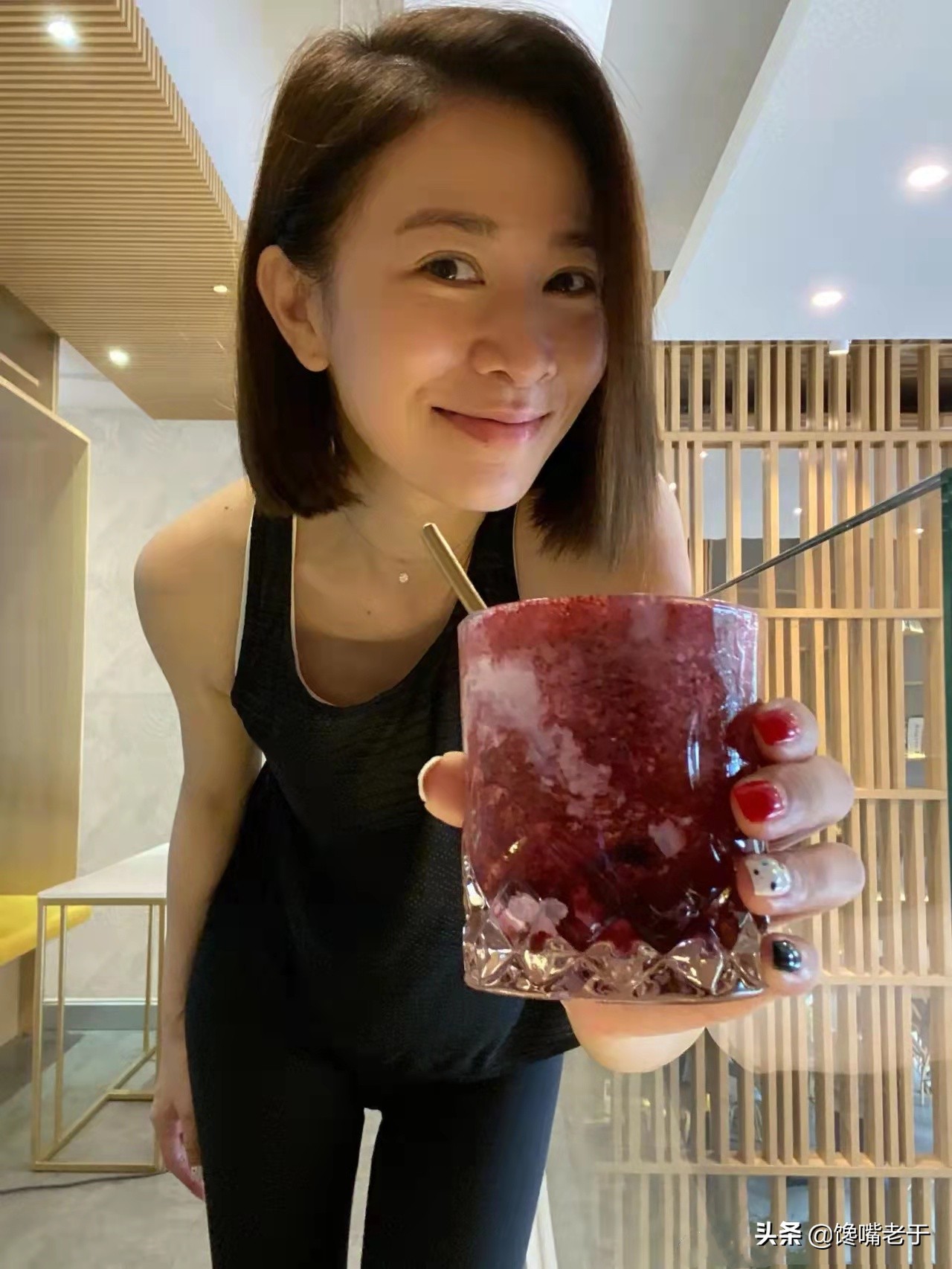 看完“TVB一姐”佘诗曼的减肥餐，终于明白：难怪快50岁了却像20