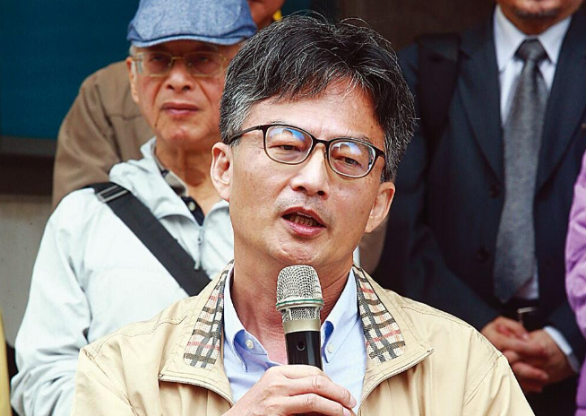 跟民意站在一起，台醫師喊話�立委�