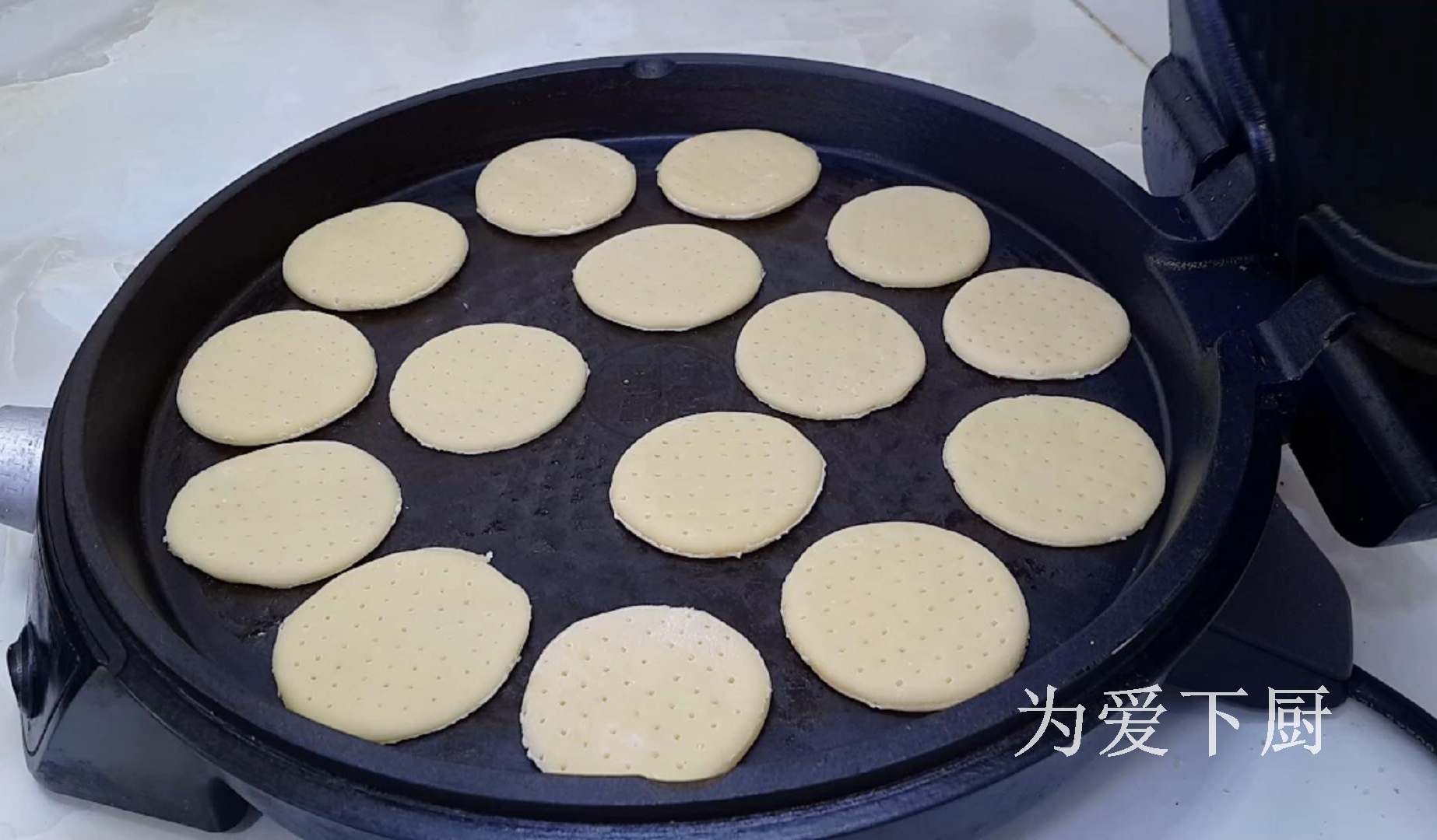 爱吃饼的要收藏了，掌握3个关键点，个个香甜嘎嘣脆，比买的还香