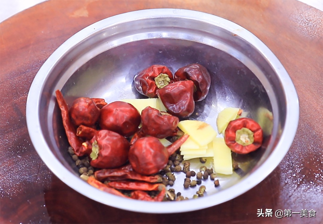 圖片[3]-【麻辣花甲】做法步驟圖 不含泥沙又不腥 麻辣過癮-起舞食譜網(wǎng)