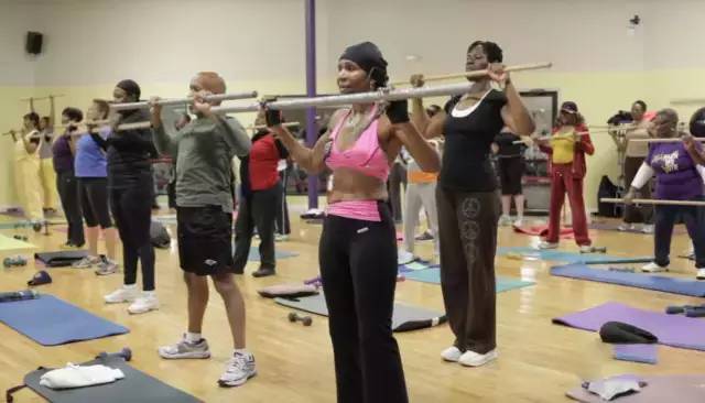 56岁开始健身，72岁拿下健美冠军，这位85岁的老