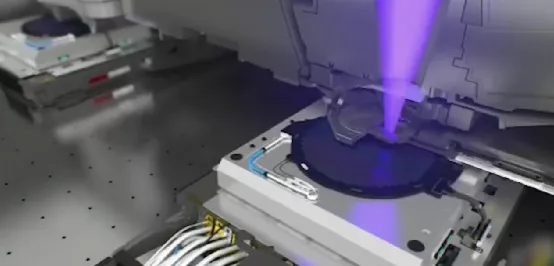 国产光刻胶成功突破，粉碎日本垄断梦