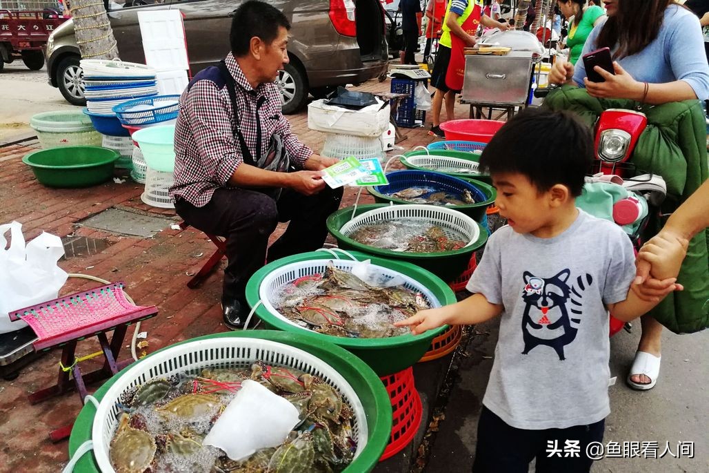 海鲜到市场涨价两成多，4元一斤带鱼到7元，开渔后梭子蟹价稳