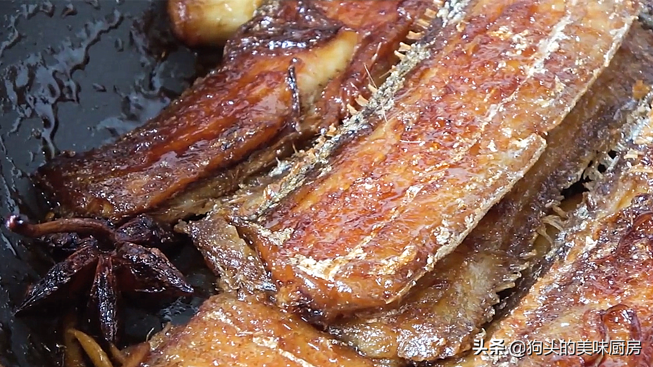 我家带鱼从不油炸，用这个做法又香又酥，不腥不腻，下饭必备