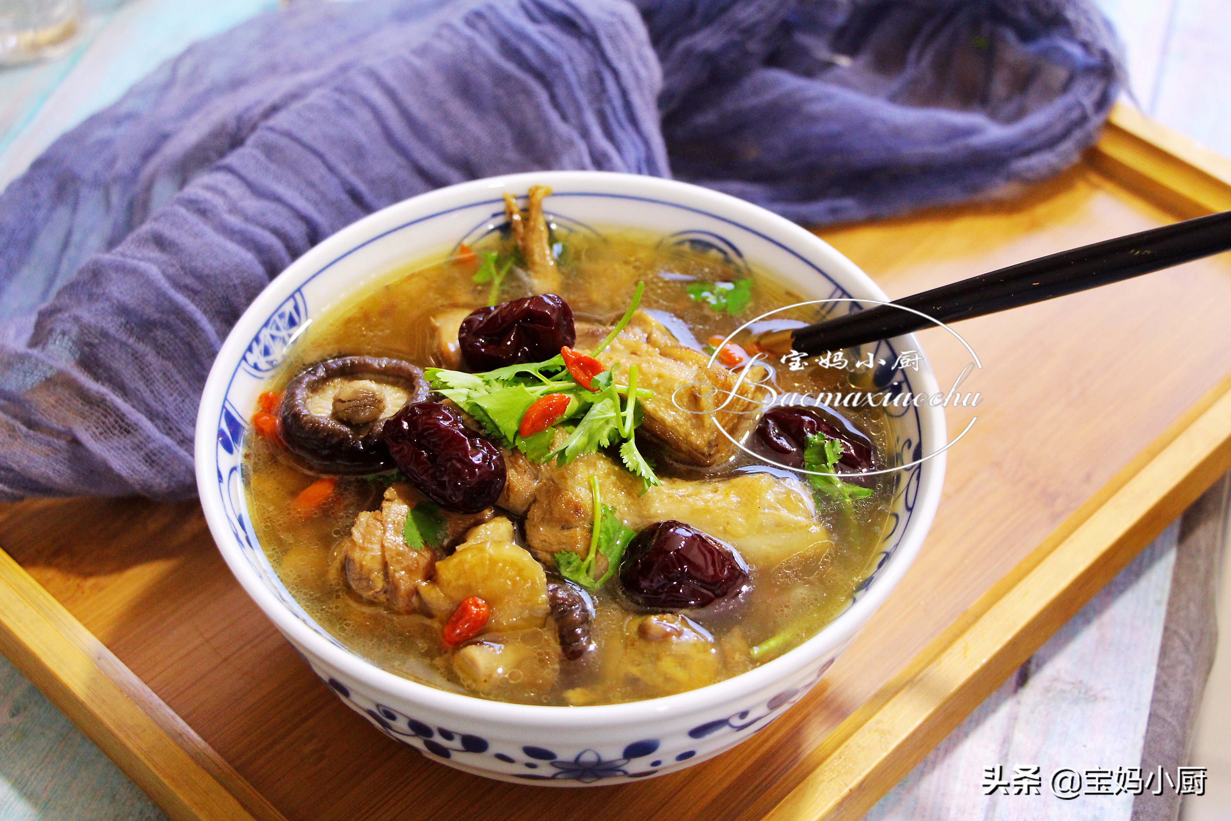 天熱多吃這肉好，用它燉湯不上火有食慾，比豬肉養人，比雞肉便宜