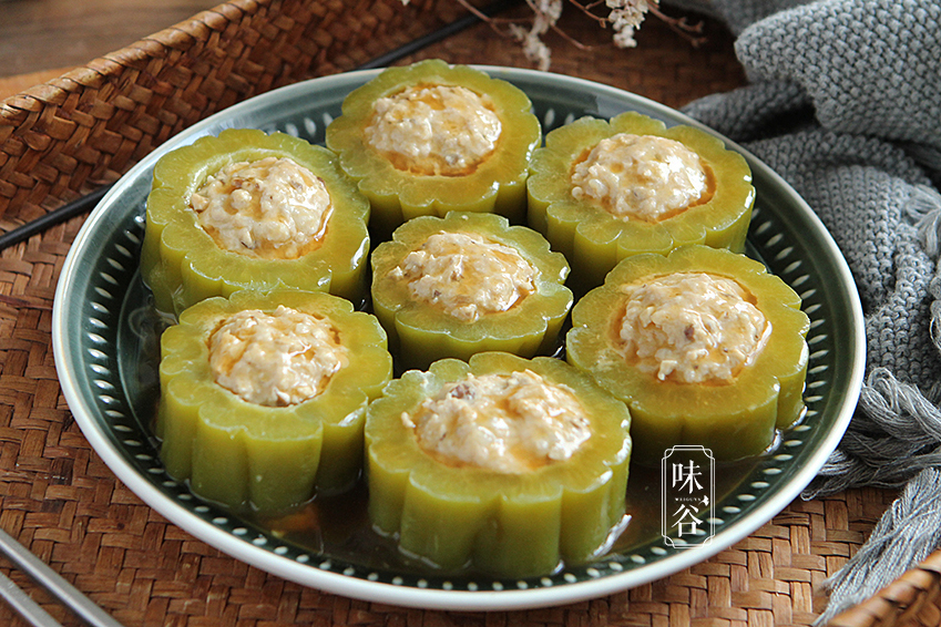 小滿後天氣熱，多給家人做這個吃，蒸一蒸澆上料汁，好吃還解暑