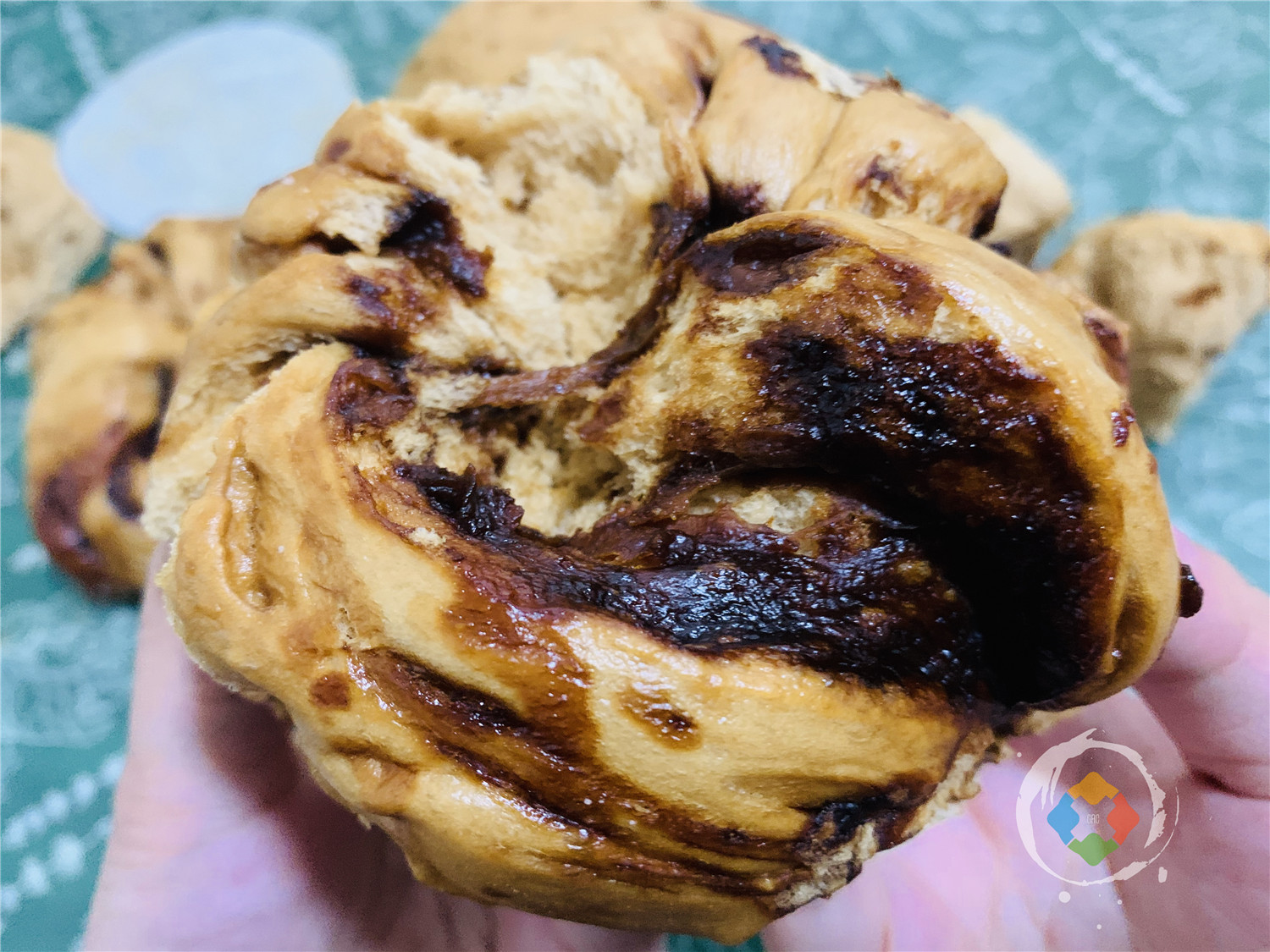 对“网红”避之不及的重庆人，遇上便宜又好吃的美食，总是被打脸