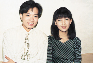 “不老女神”周慧敏的心酸人生，和她背后不得不說的男人