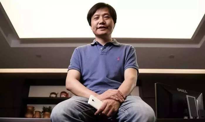 小米去年赚134亿，雷军却拿走近百亿，年薪创世