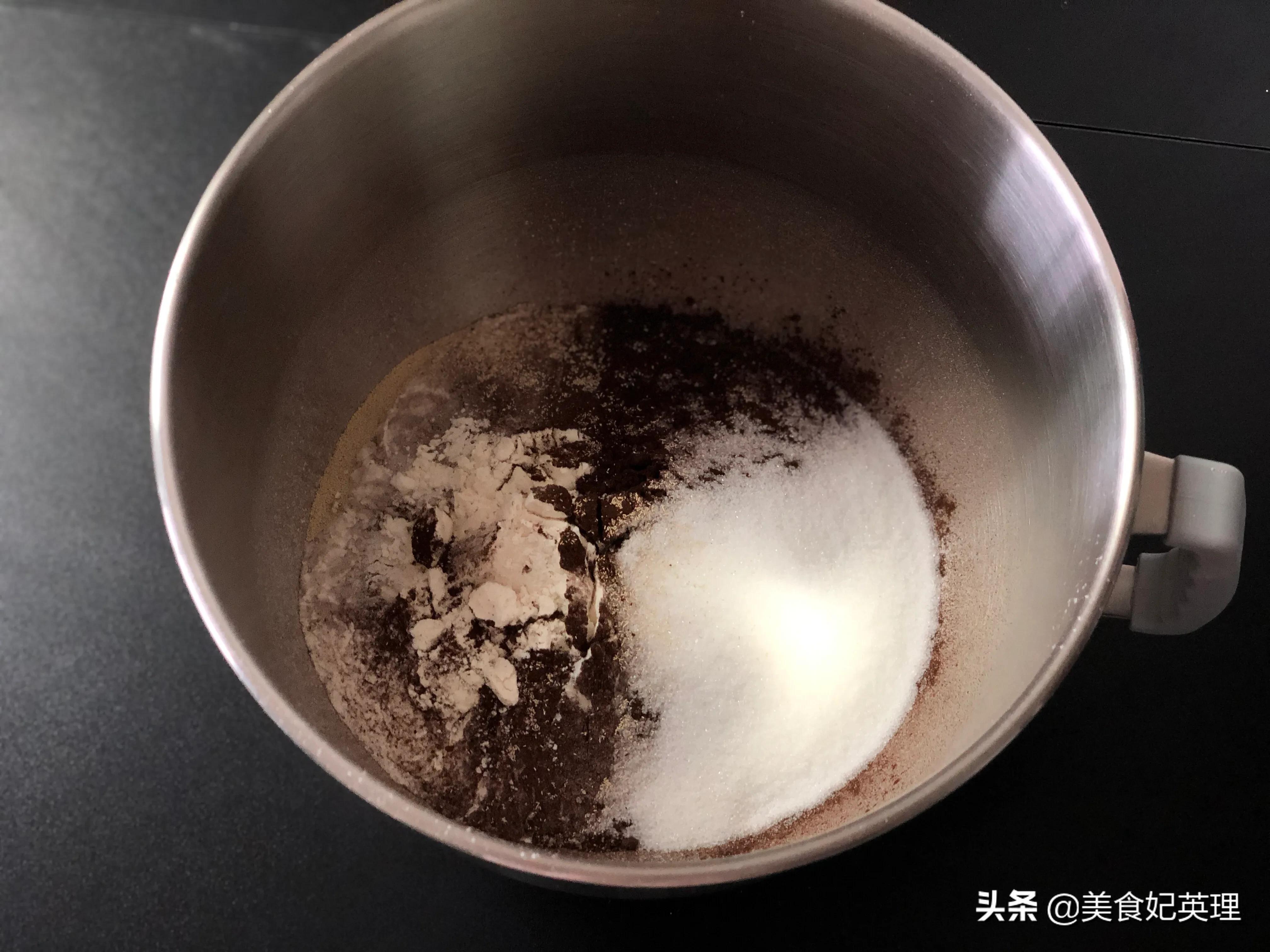 网红面包自己在家就能做！仅需一次发酵又香又软，再也不花高价买