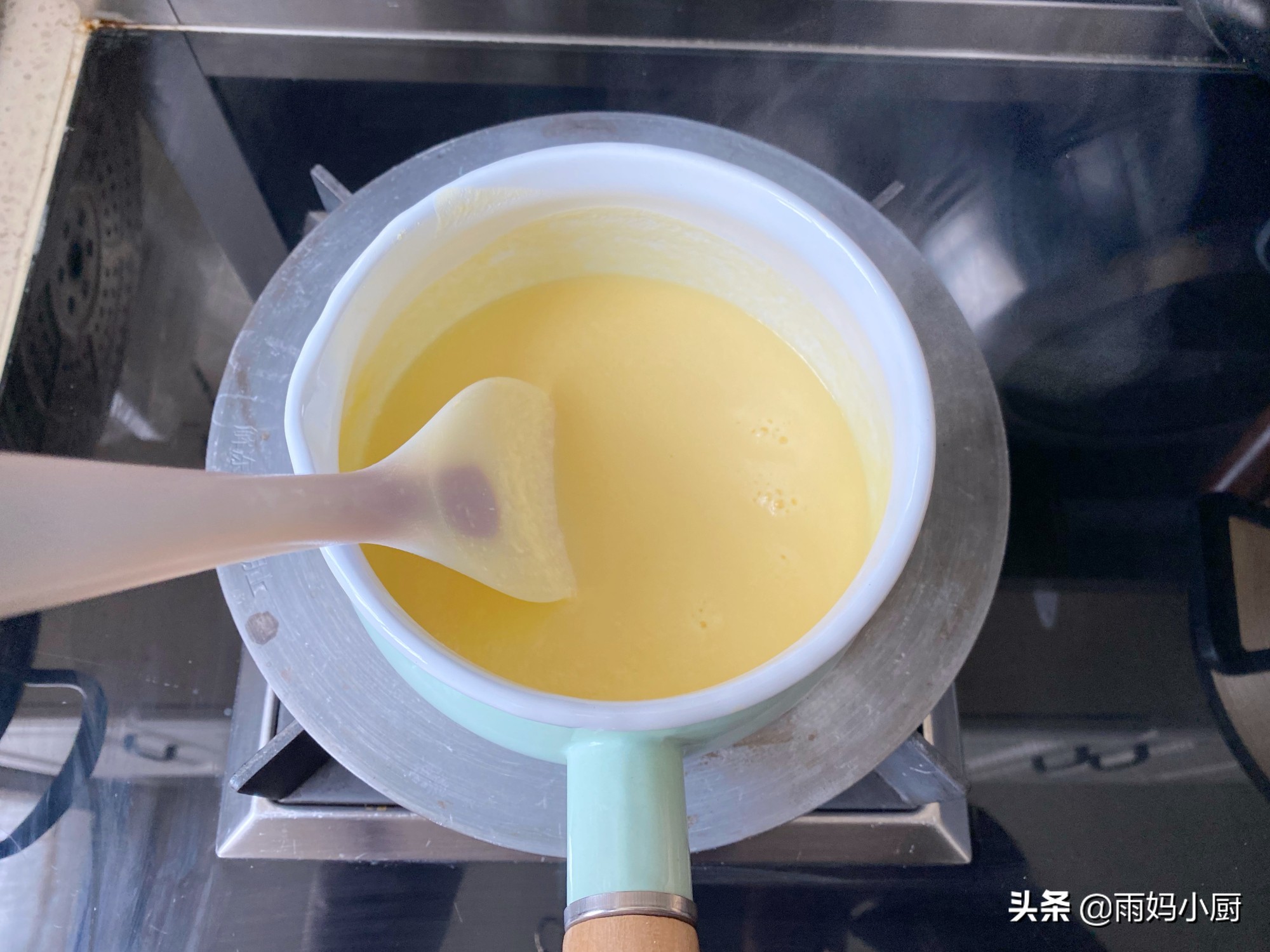 天暖了，分享2款不輸哈根達斯的冰淇淋，香濃順滑，健康無添加