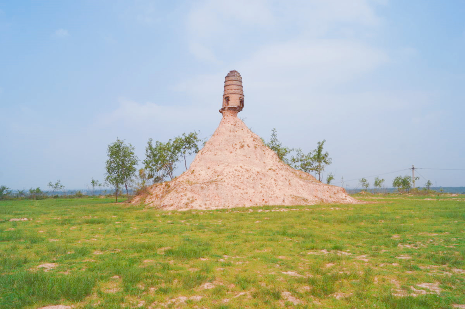 山西网红“悬浮塔”，曾凌空立在山尖，如今变成这模样