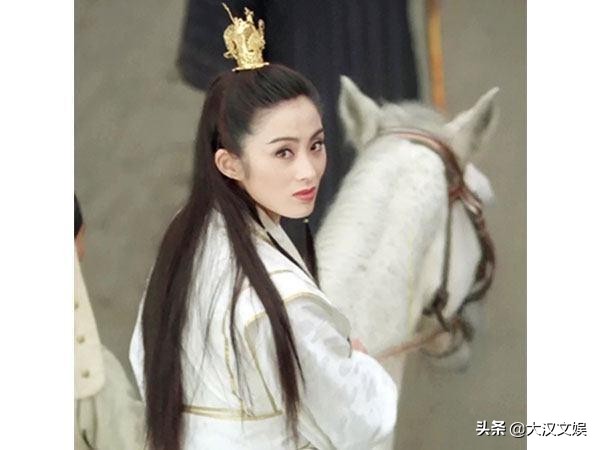 小仙女郑爽，任性放飞自我，被传退圈？别再是