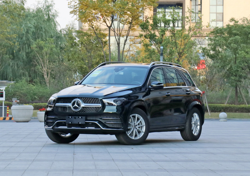 60万预算豪华车怎么选？这四款豪华中大型SUV，够大够排面