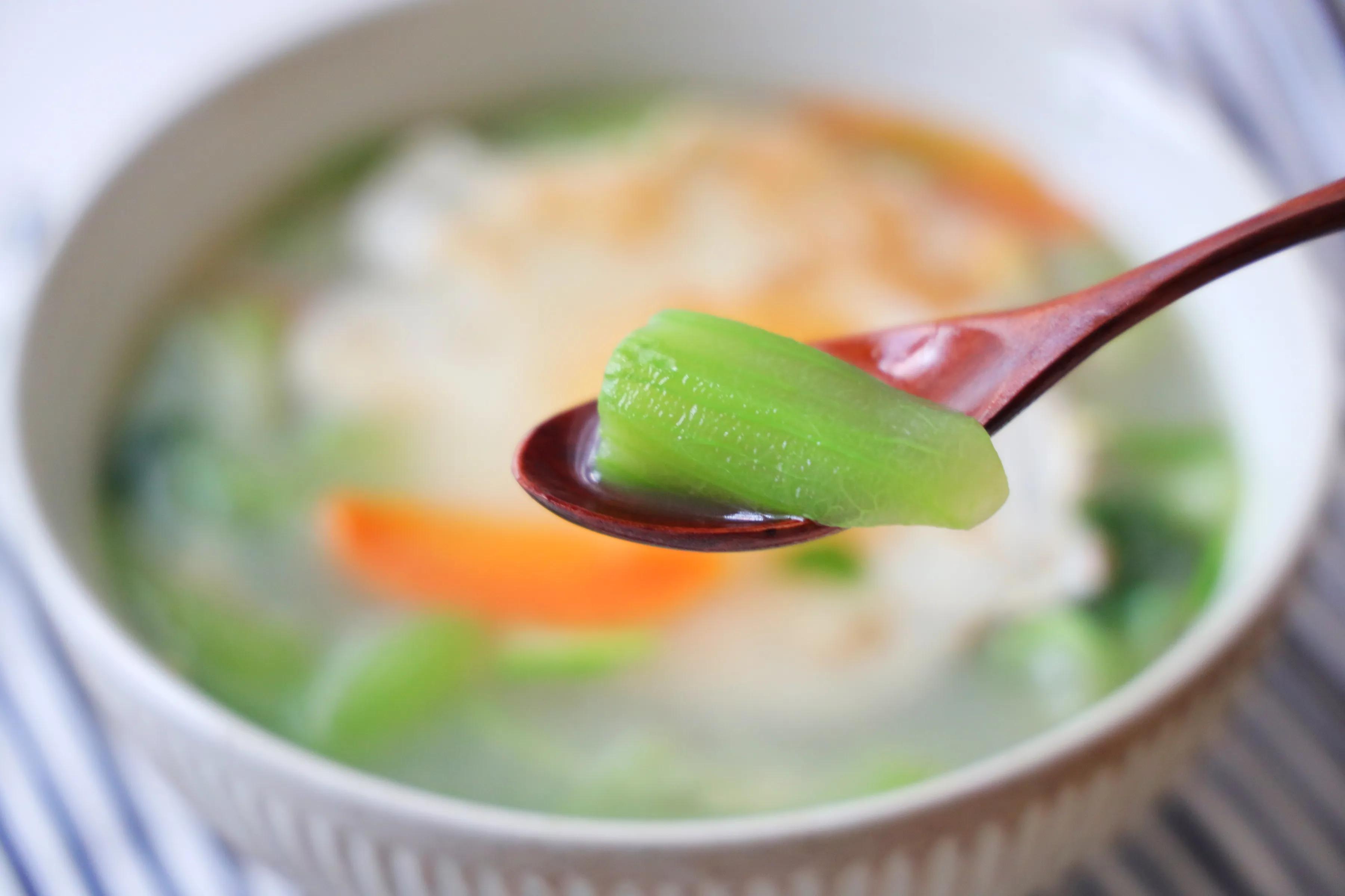 夏天没食欲，煮上这样的一锅汤水，清淡爽口，解暑又解腻，超舒服