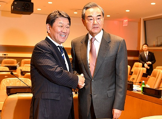 狼子野心藏不住了！ 日駐台代表自稱�大使�，官邸升起�太陽旗�